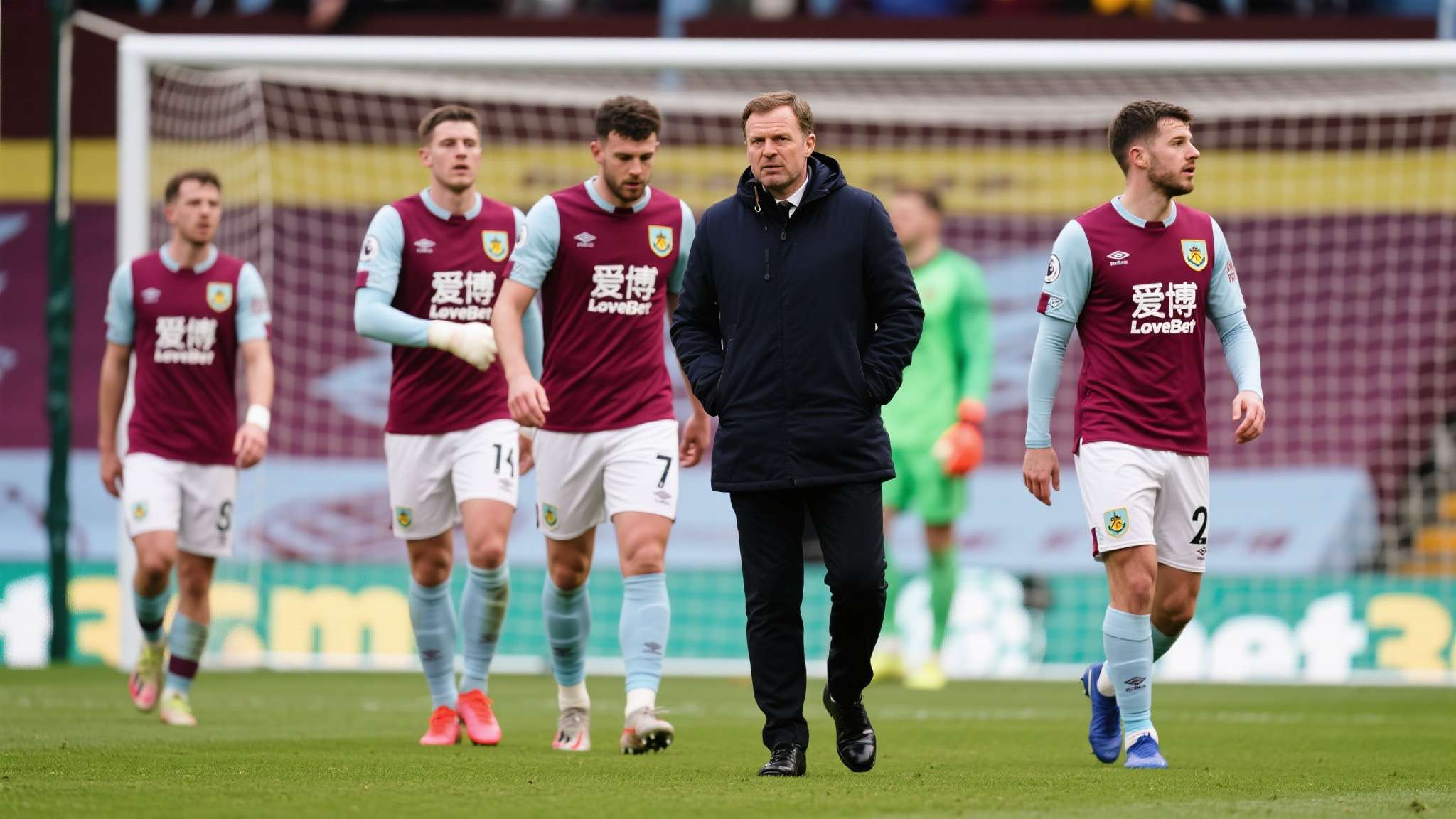 抽象！一场1-1绝平，他们太惨了，英超12轮不胜